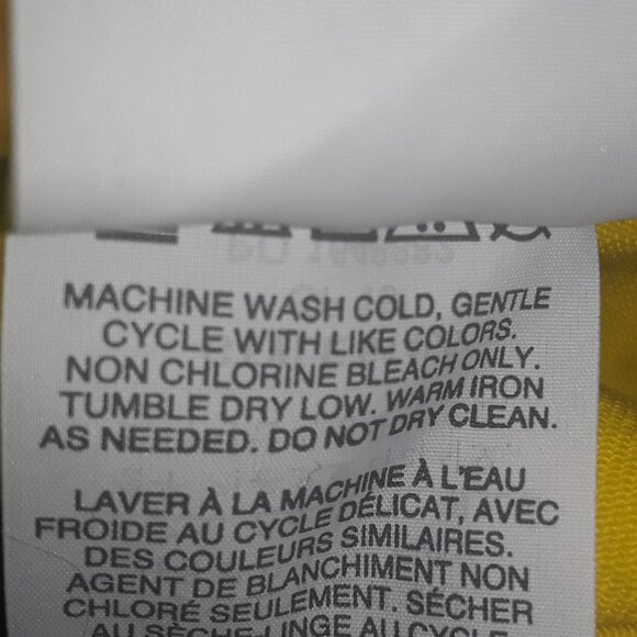 J. Crew Chino ladies size 6 bright yellow short shorts w/zipper & clasp fly - Picture 4 of 4